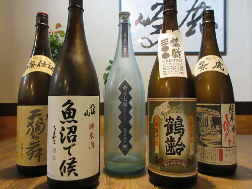 美味しい料理に合う豊富な日本酒！